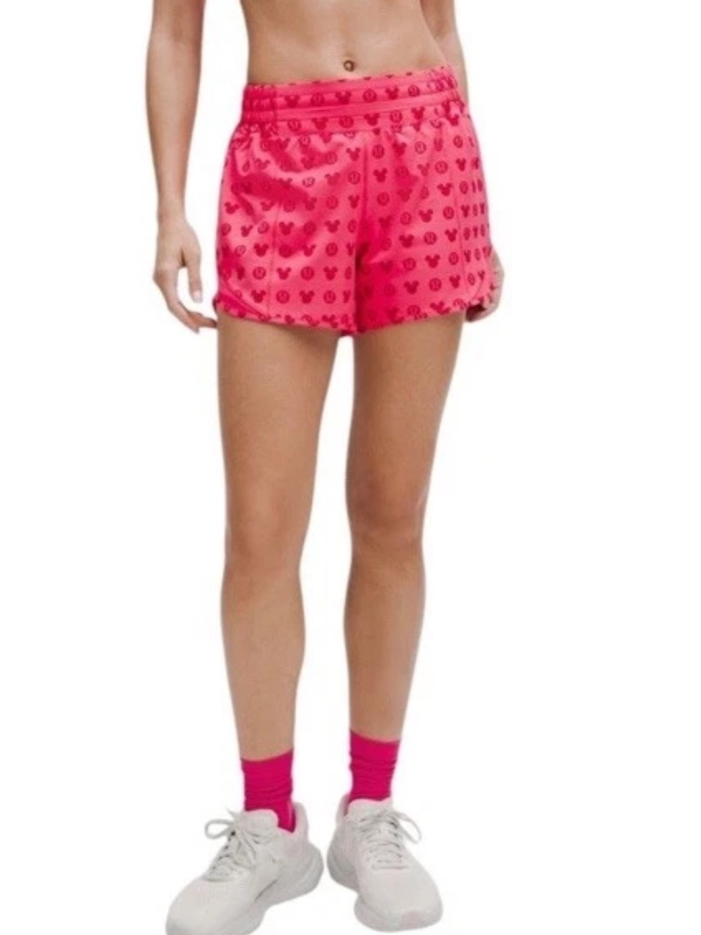 NWT Lululemon x DISNEY Hotty Hot HR Shorts / 4" Disney Classic Pink Size 4